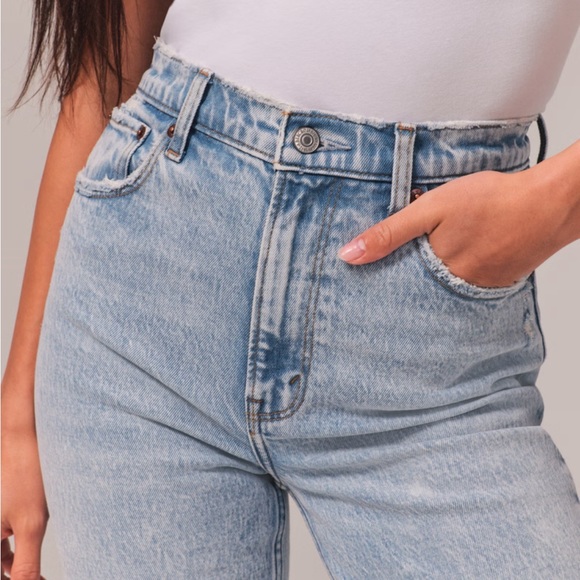 90s Straight Ultra High Rise Jeans - Picture 4 of 4